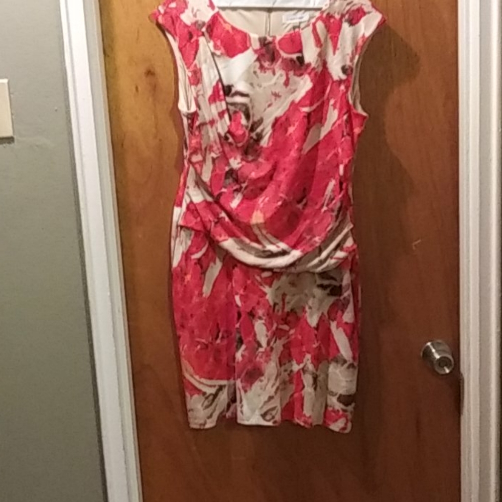 Dress - Picture 2 of 2